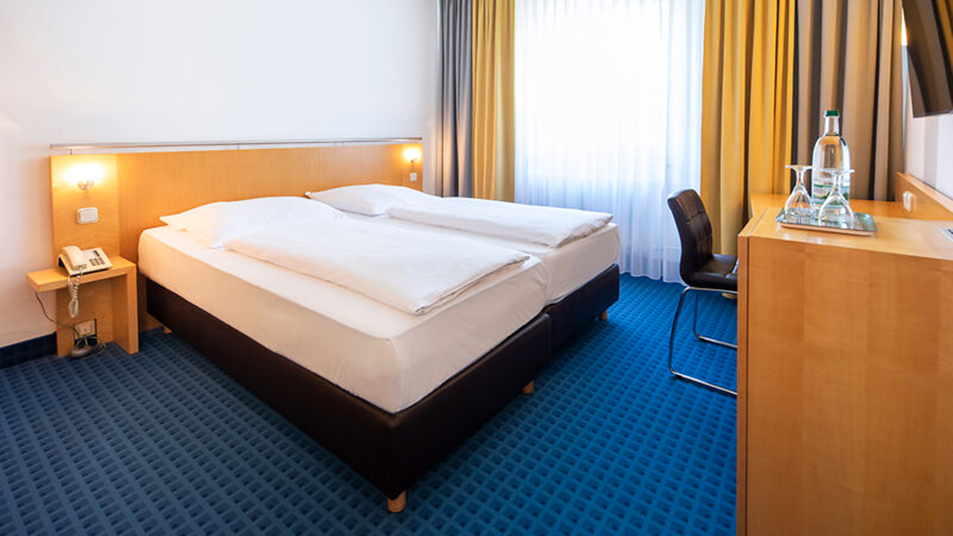2 Tage 1 Nacht 2 Kurzurlaub für 2 (1 Nacht) Suhl in inkl. Halbpension Weihnachtsreise 2024 online kaufen 2 Tage 1 Nacht 2 Kurzurlaub für 2 (1 Nacht) Suhl in inkl. Halbpension Weihnachtsreise 2024 online kaufen