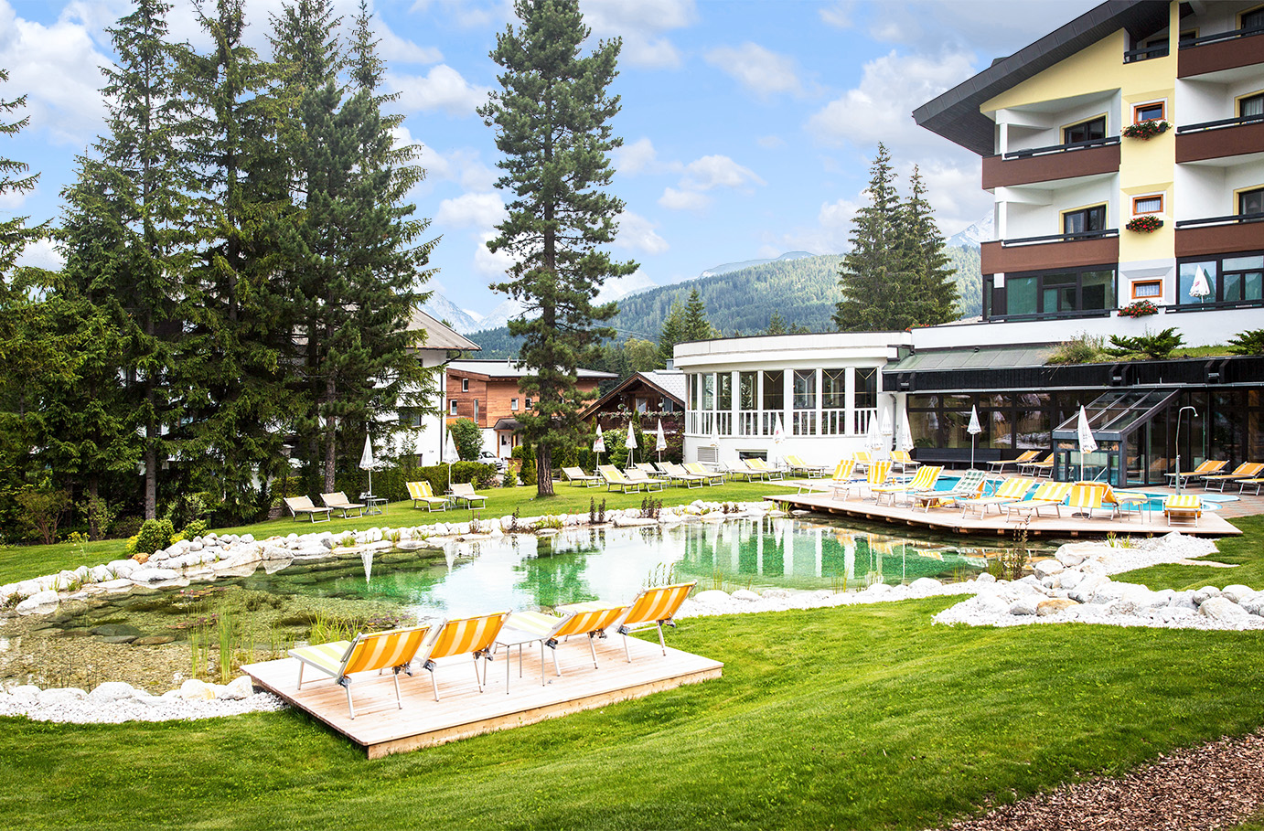 2 Tage 1 Nacht 2 Übernachtung im Wellnesshotel in Seefeld für 2 in Wird gestellt: Bademantel inkl. Frühstück Weihnachtsreise 2024 online kaufen 2 Tage 1 Nacht 2 Übernachtung im Wellnesshotel in Seefeld für 2 in Wird gestellt: Bademantel inkl. Frühstück Weihnachtsreise 2024 online kaufen