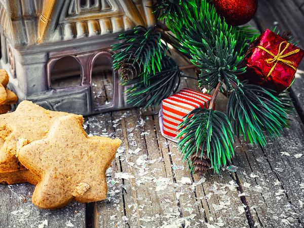 2 Tage Adventszauber mit Besuch des Erfurter Weihnachtsmarktes in Bad Tabarz, Thüringen inkl. Halbpension Weihnachtsreise 2024 online kaufen