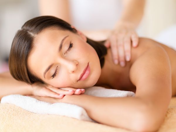 2 Tage Entspannungsprogramm für Frauen - 2 Nächte in Marienbad (Mariánské Lázně), Karlsbad (Karlovarský kraj) inkl. Halbpension Weihnachtsreise 2024 online kaufen 2 Tage Entspannungsprogramm für Frauen - 2 Nächte in Marienbad (Mariánské Lázně), Karlsbad (Karlovarský kraj) inkl. Halbpension Weihnachtsreise 2024 online kaufen