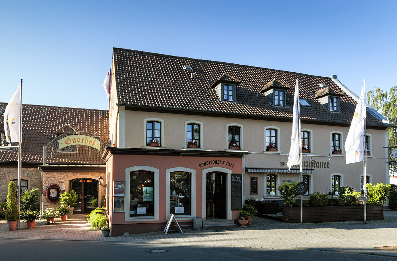2 Tage Romantikwochenende für 2 (1 Nacht) inkl. Halbpension Weihnachtsreise 2024 online kaufen