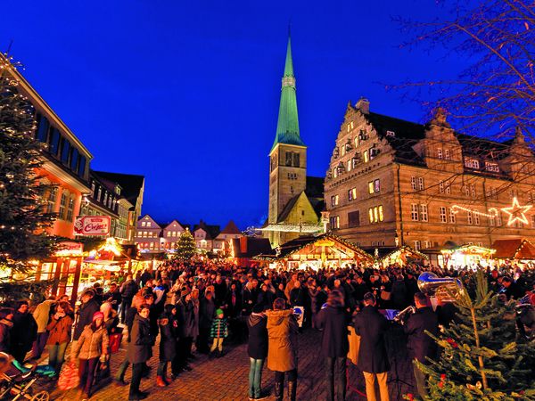 2 Tage Weihnachtstimmung - 2 Nächte im Komplettpaket in Hameln, Niedersachsen inkl. Halbpension Weihnachtsreise 2024 online kaufen