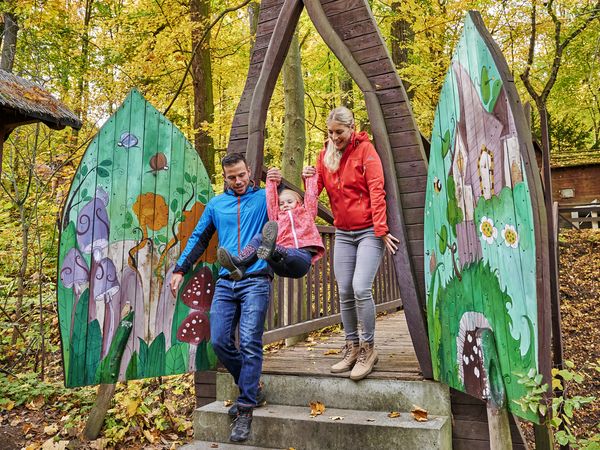 3 Tage Ferienspaß für die ganze Familie am Rennsteig in Neuhaus am Rennweg, Thüringen inkl. Frühstück Weihnachtsreise 2024 online kaufen 3 Tage Ferienspaß für die ganze Familie am Rennsteig in Neuhaus am Rennweg, Thüringen inkl. Frühstück Weihnachtsreise 2024 online kaufen