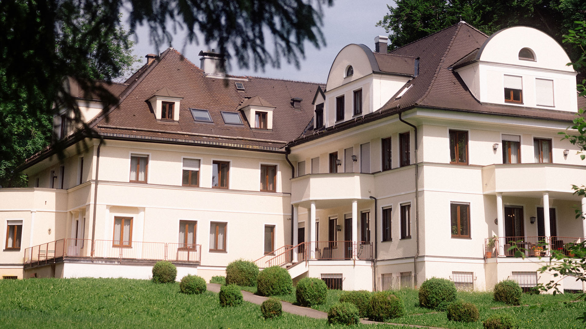 3 Tage Kurzurlaub Füssen am Schloss Neuschwanstein für 2 (2 Nächte) inkl. Frühstück Weihnachtsreise 2024 online kaufen
