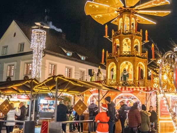 3 Tage Lichterglanz - Weihnachten in Bregenz, Vorarlberg inkl. Frühstück Weihnachtsreise 2024 online kaufen 3 Tage Lichterglanz - Weihnachten in Bregenz, Vorarlberg inkl. Frühstück Weihnachtsreise 2024 online kaufen