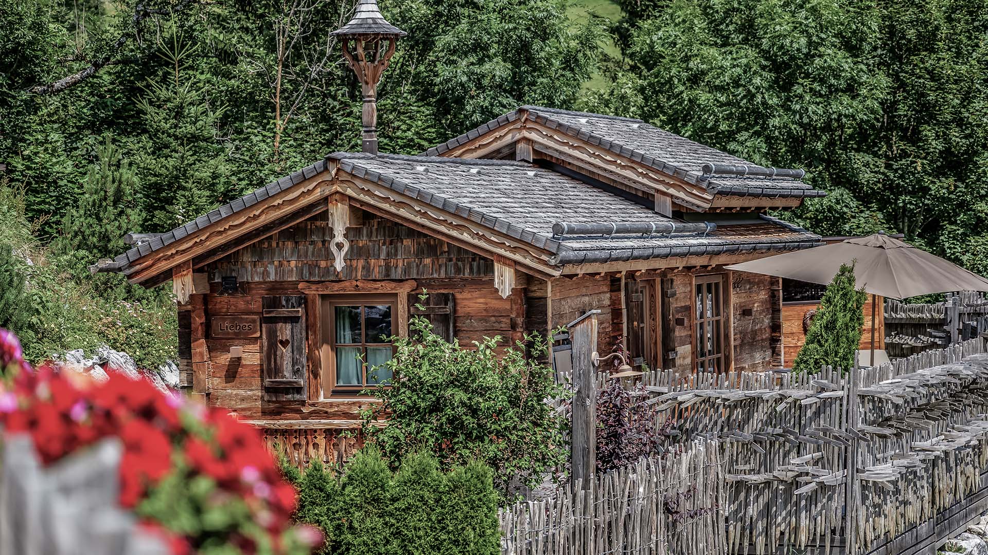 3 Tage Luxuriöse Auszeit in Tirol für 2 inkl. Halbpension Weihnachtsreise 2024 online kaufen 3 Tage Luxuriöse Auszeit in Tirol für 2 inkl. Halbpension Weihnachtsreise 2024 online kaufen