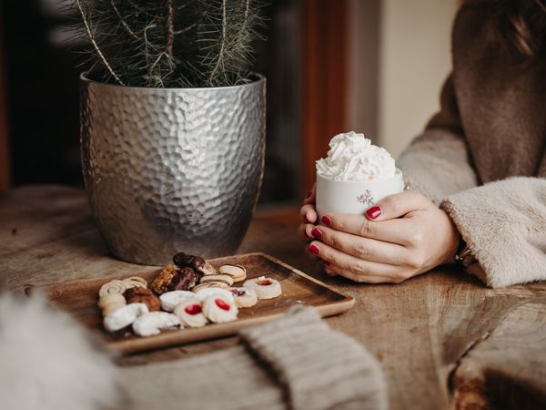 6 Tage Glühweinduft & Adventzauber in St. Johann im Pongau, Salzburg inkl. Halbpension Plus Weihnachtsreise 2024 online kaufen 6 Tage Glühweinduft & Adventzauber in St. Johann im Pongau, Salzburg inkl. Halbpension Plus Weihnachtsreise 2024 online kaufen