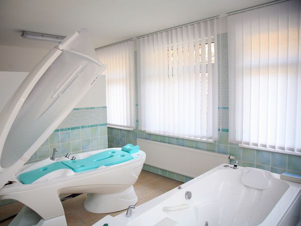 Karlsbader Kur für Jedermann - 7 Tage in Karlsbad (Karlovy Vary), Karlsbad (Karlovarský kraj) inkl. Halbpension Weihnachtsreise 2024 online kaufen