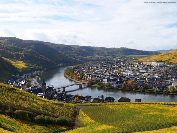 Moselidylle & Altstadtflair I 5 Tage Bernkastel-Kues, Rheinland-Pfalz inkl. Frühstück Weihnachtsreise 2024 online kaufen Moselidylle & Altstadtflair I 5 Tage Bernkastel-Kues, Rheinland-Pfalz inkl. Frühstück Weihnachtsreise 2024 online kaufen