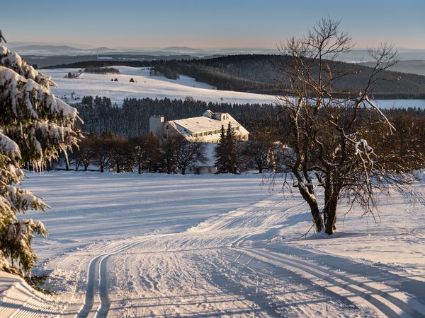 Weihnachtsmärchen im Thüringer Wald- 4 Tage in Masserberg, Thüringen inkl. Halbpension Weihnachtsreise 2024 online kaufen Weihnachtsmärchen im Thüringer Wald- 4 Tage in Masserberg, Thüringen inkl. Halbpension Weihnachtsreise 2024 online kaufen