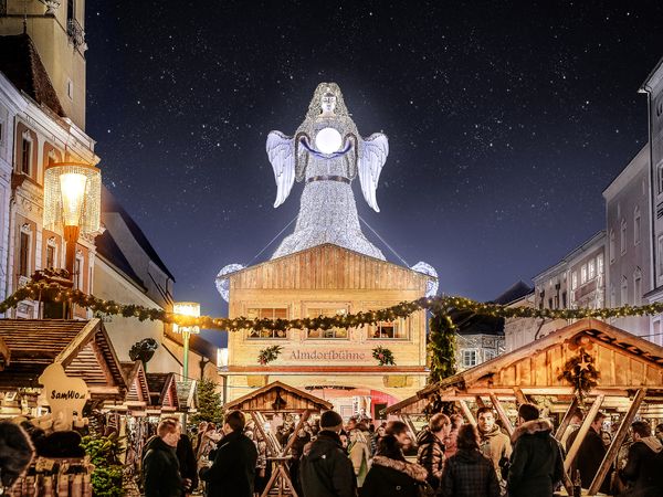 Welser Weihnachtswelt - Advent in Europas Weihnachtshauptstadt | 2 Tage, Oberösterreich inkl. Frühstück Weihnachtsreise 2024 online kaufen